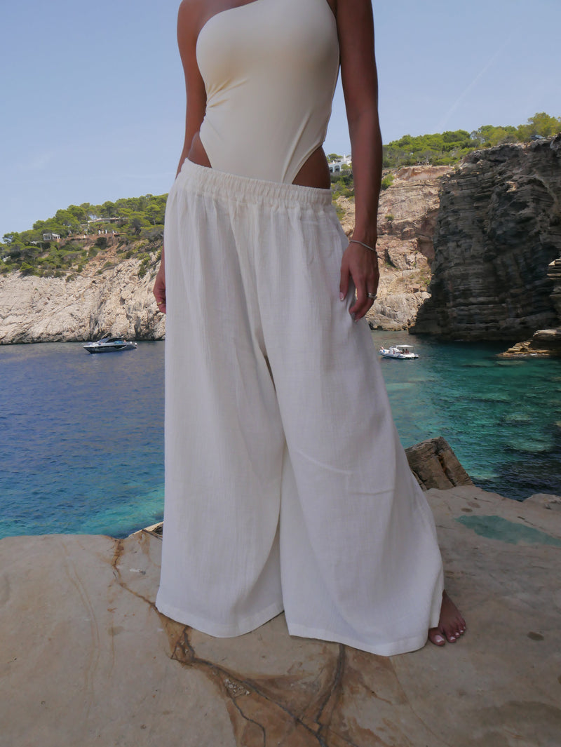 Casandra Extreme Wide Leg Low Rise Trouser